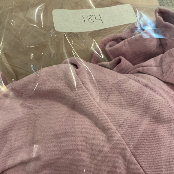 Vineyard Vines Logo Pink Hoodie Sweatshirt 100 Percent Cotton Size Medium - Picture 16 of 16